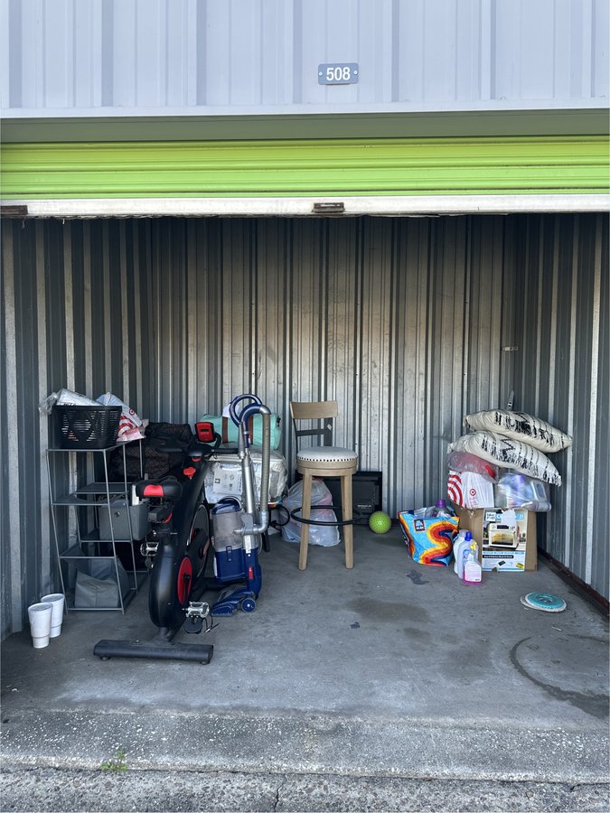 10 x 10 storage unit in Houston, TX