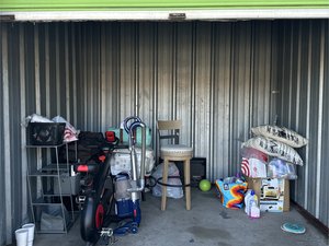 10 x 10 unit in Houston