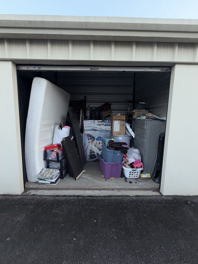 10 x 10 storage unit in Sanford, NC