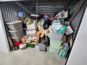 10 x 10 storage unit in Newtown, PA