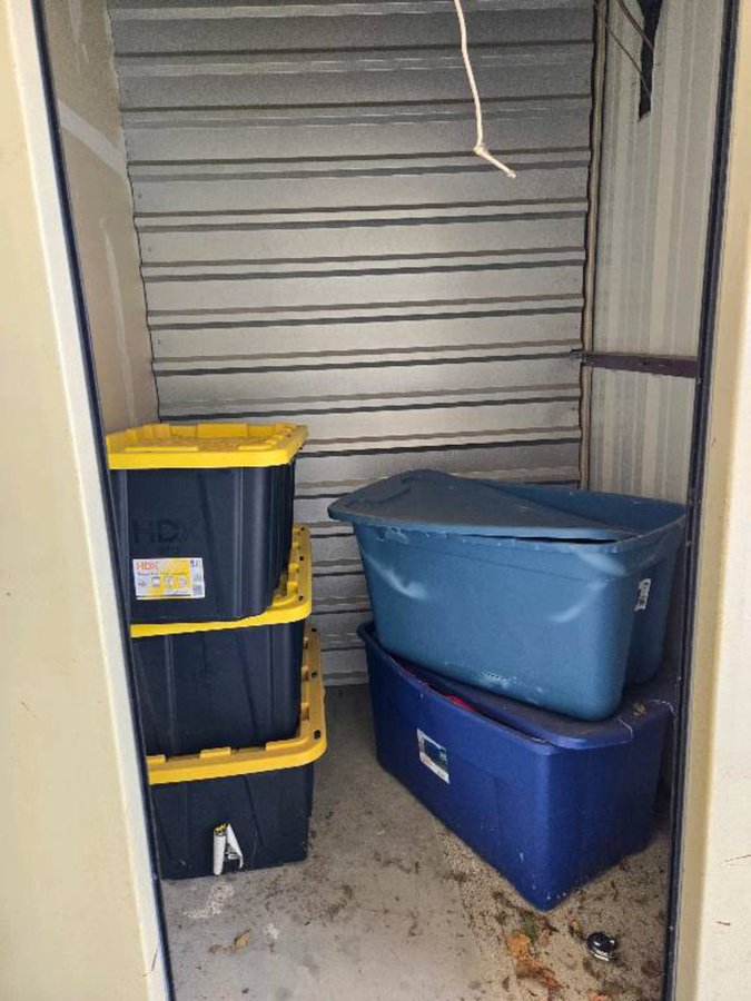 5 x 5 storage unit in Katy, TX