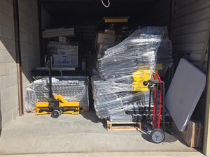 10 x 20 unit in Liberty Hill