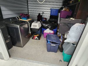 10 x 10 unit in Houston