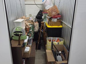 5 x 10 storage unit in Sacramento, CA