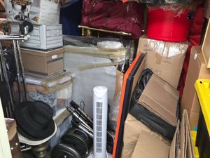 10 x 20 storage unit in Santa Monica, CA