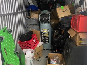 7 x 10 storage unit in Warren, RI