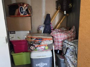 5 x 15 storage unit in Pomona, CA