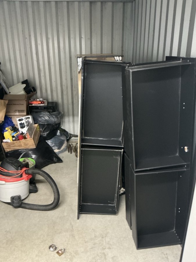 10 x 10 storage unit in Lancaster, PA