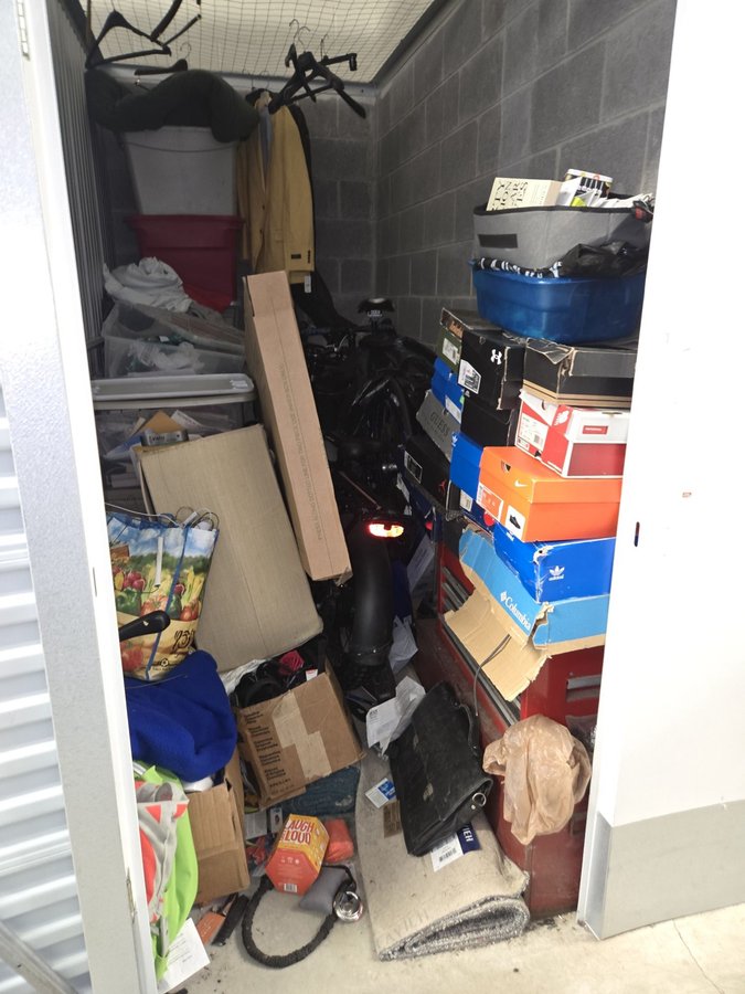 5 x 10 storage unit in Brentwood, MD