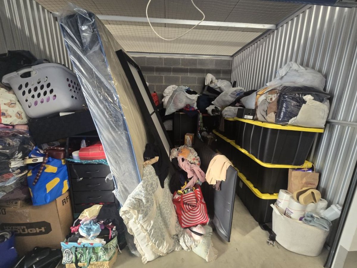 10 x 10 storage unit in Brentwood, MD