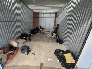 10 x 12 storage unit in Brentwood, MD