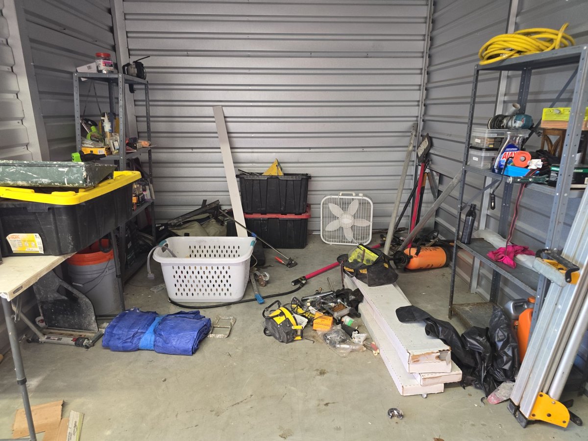 10 x 10 storage unit in Hamilton, OH