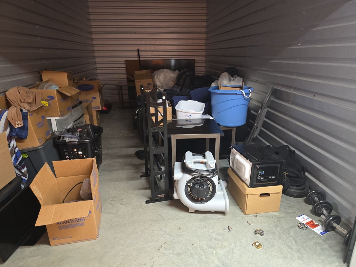 10 x 20 storage unit in Hamilton, OH