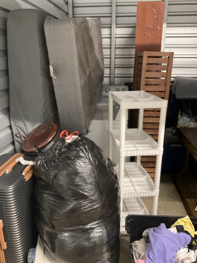 10 x 10 storage unit in Cordova, TN