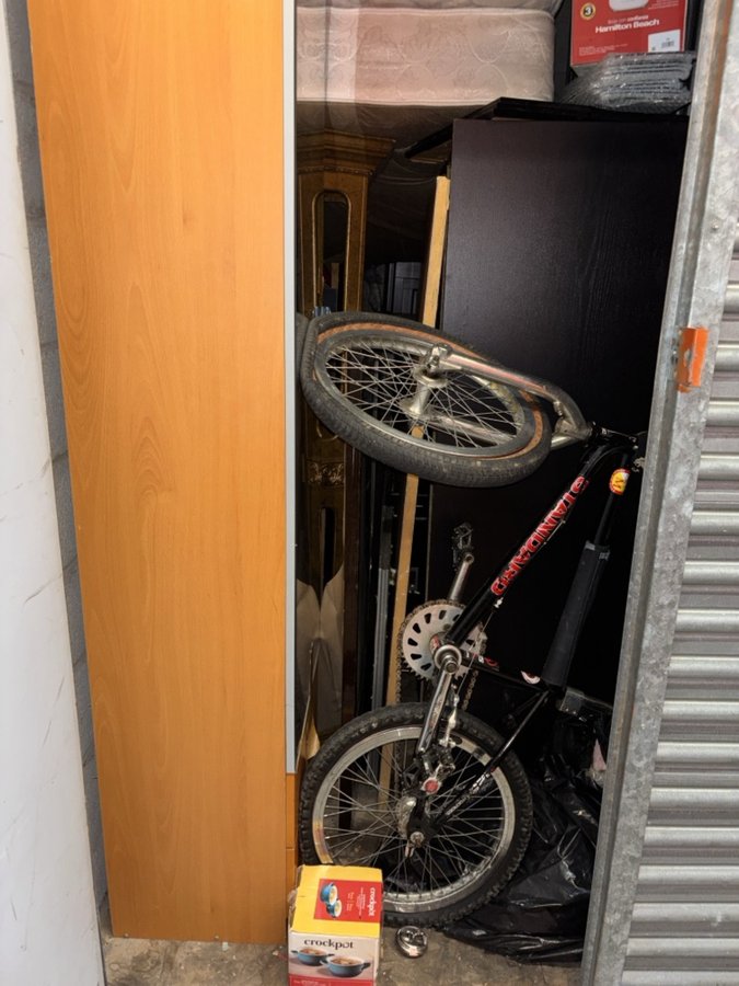 5 x 10 storage unit in Bensalem, PA