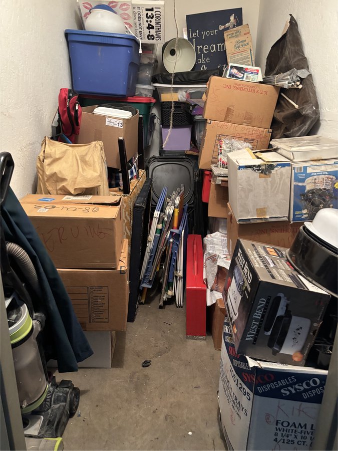 5 x 10 storage unit in Phoenix, AZ