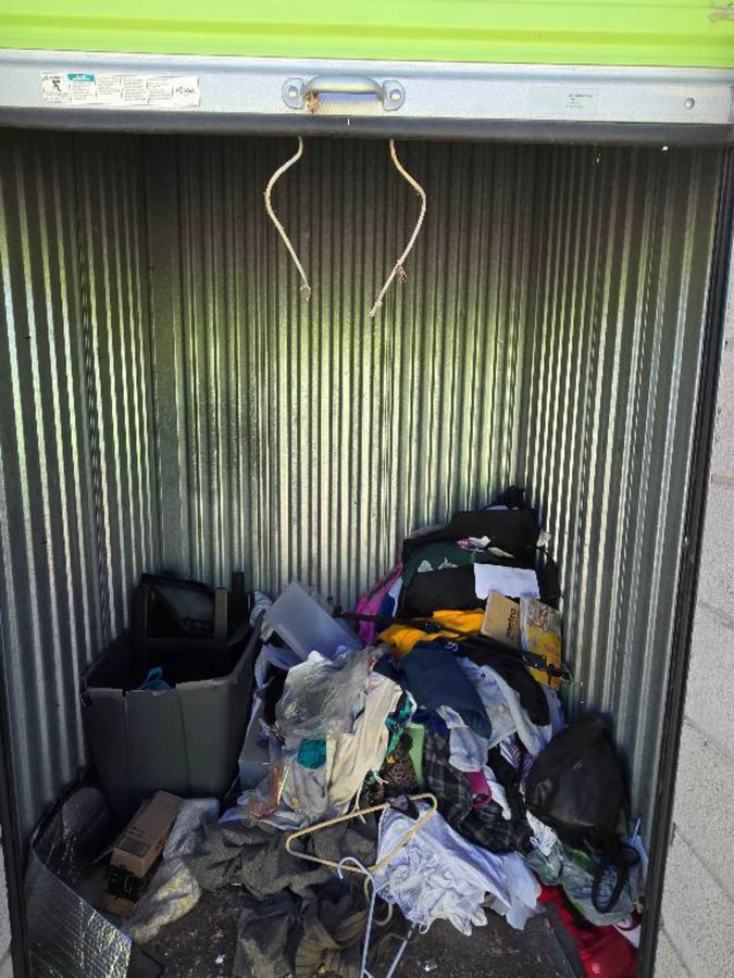 5 x 5 storage unit in Hesperia, CA