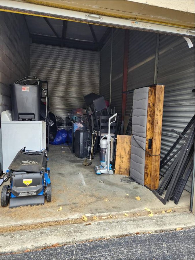 10 x 20 storage unit in Birmingham, AL