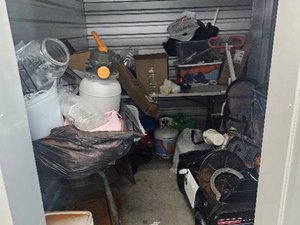 7 x 10 storage unit in San Bernardino, CA
