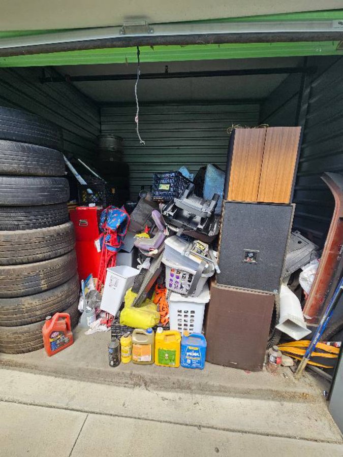 10 x 10 storage unit in San Bernardino, CA