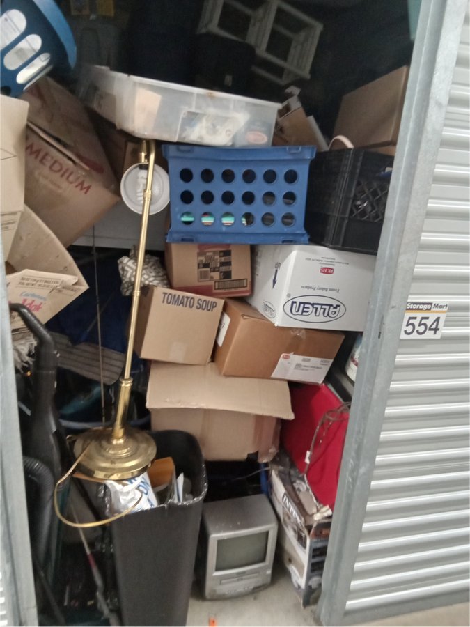 10 x 10 storage unit in Des Moines, IA