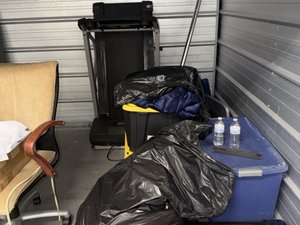 10 x 10 storage unit in San Jose, CA
