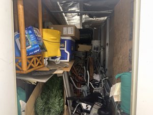 5 x 10 storage unit in Harbor City, CA