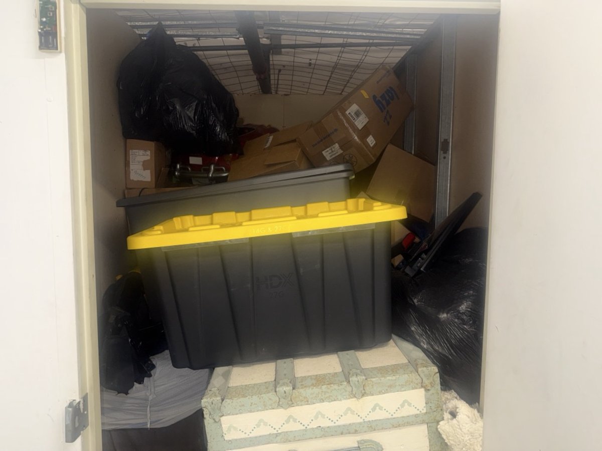 5 x 10 storage unit in Harbor City, CA