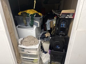 10 x 10 storage unit in Carson, CA
