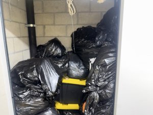 5 x 5 storage unit in Paramount, CA