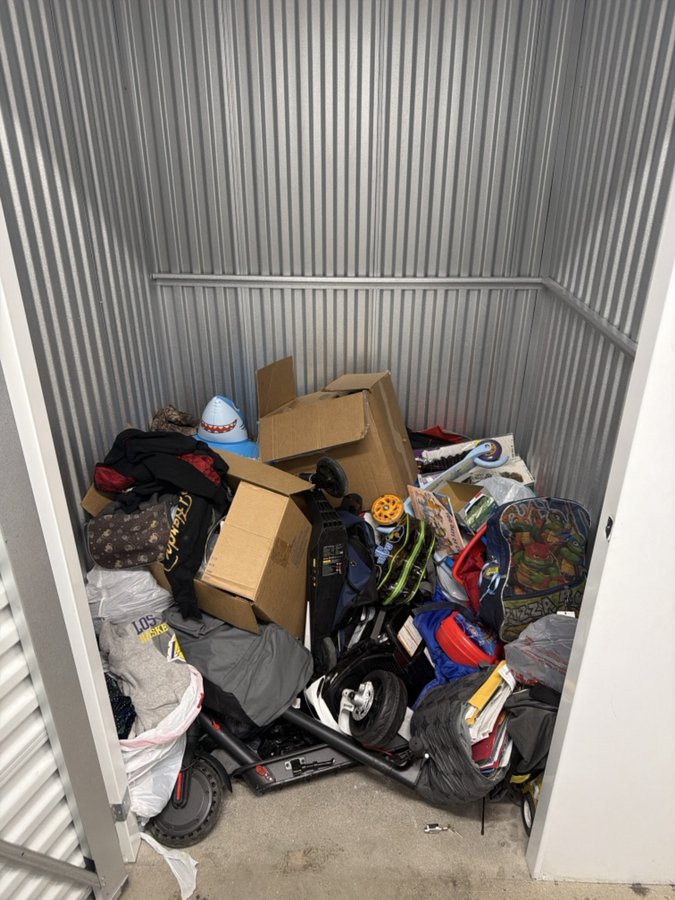 5 x 5 storage unit in Las Vegas, NV
