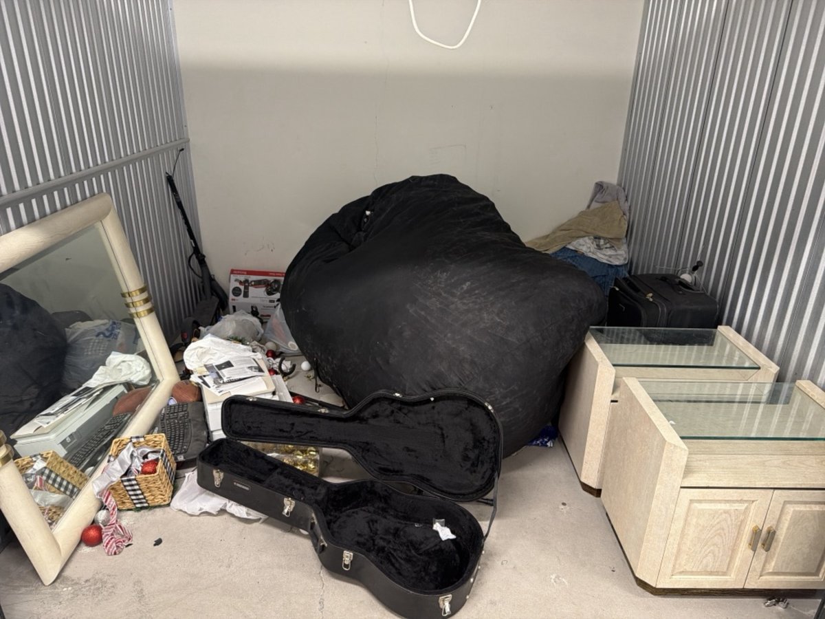 10 x 10 storage unit in Las Vegas, NV