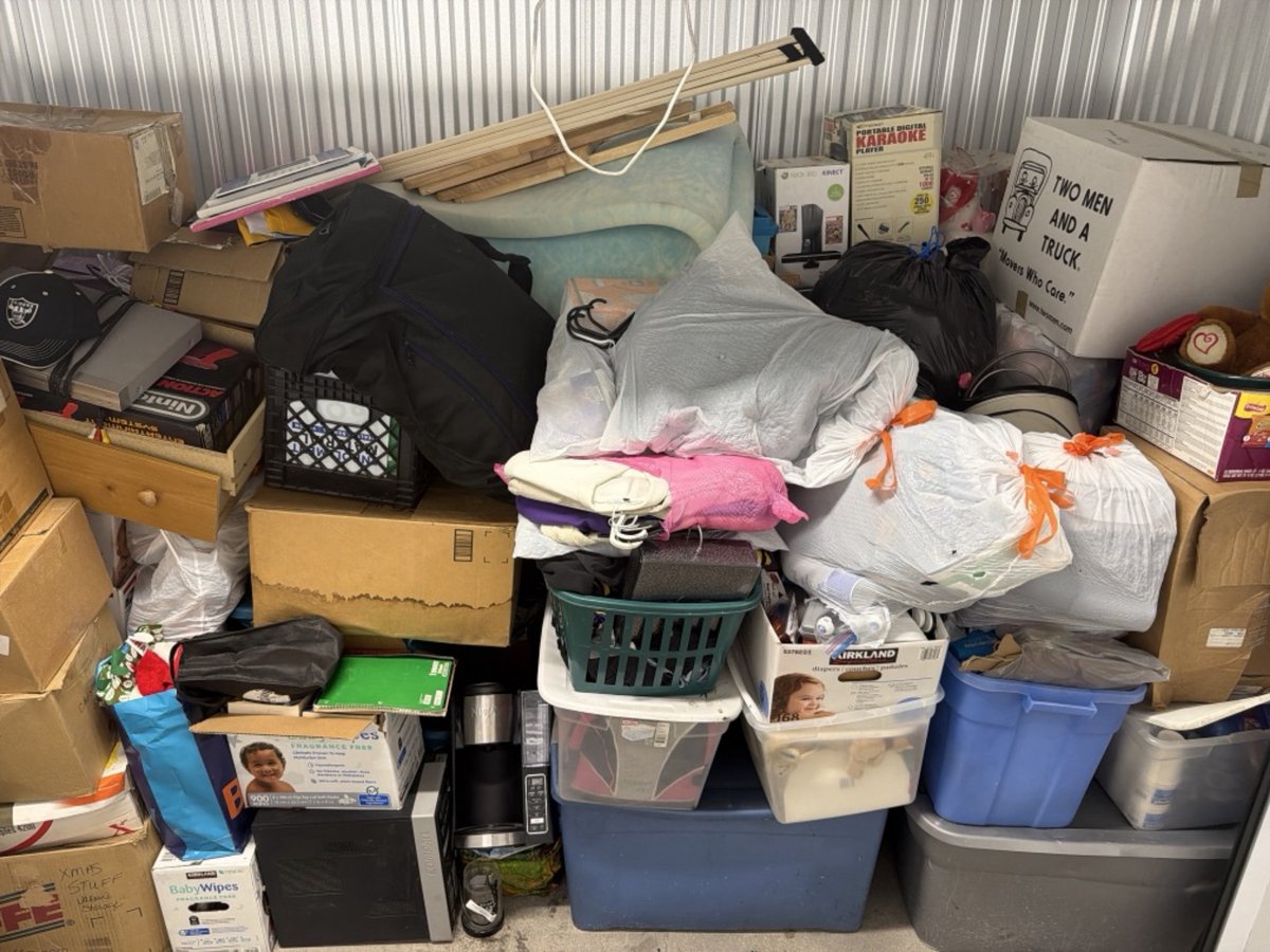 10 x 5 storage unit in Las Vegas, NV