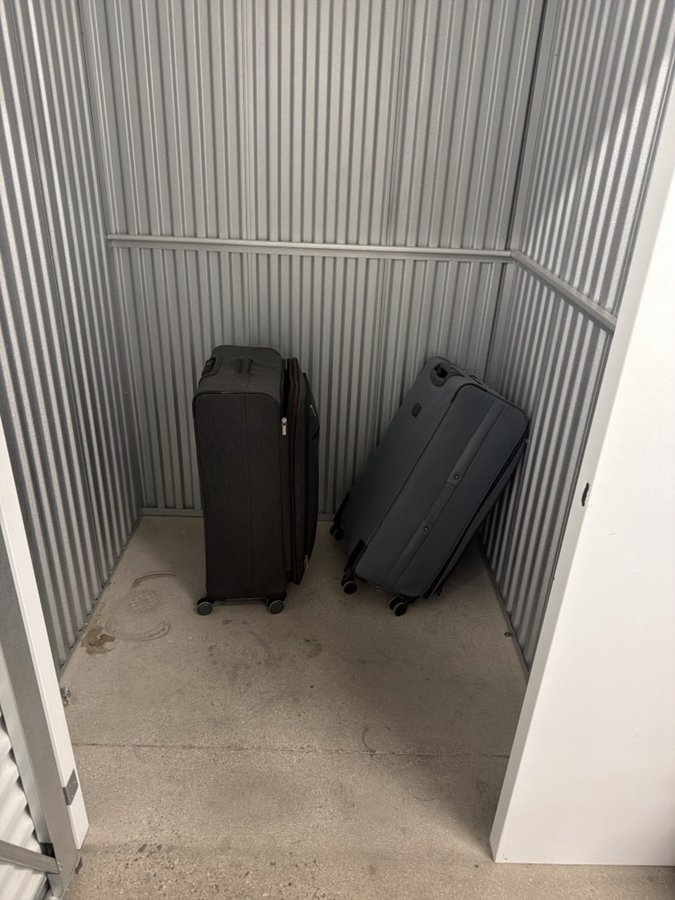 5 x 5 storage unit in Las Vegas, NV