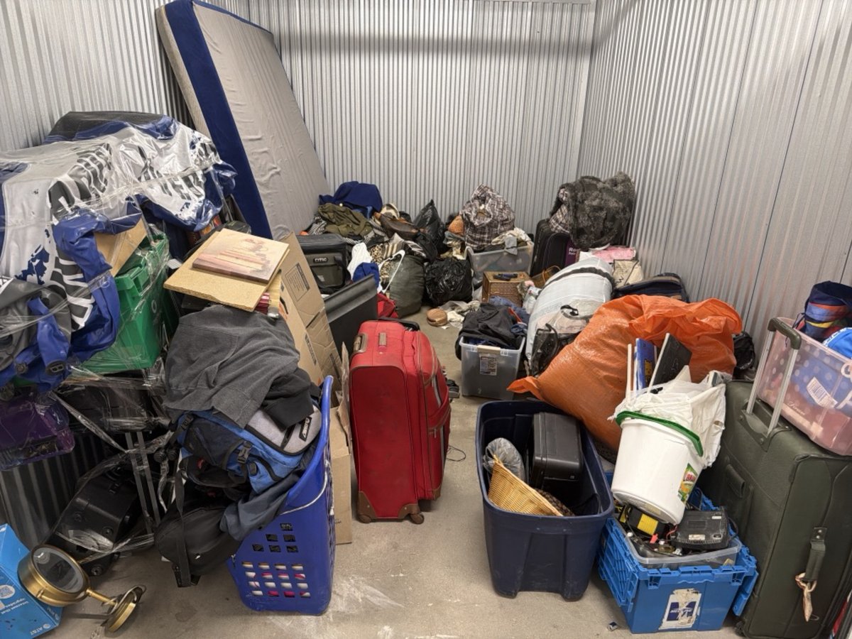 10 x 15 storage unit in Las Vegas, NV