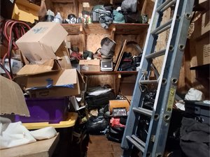 10 x 10 storage unit in Burien, WA