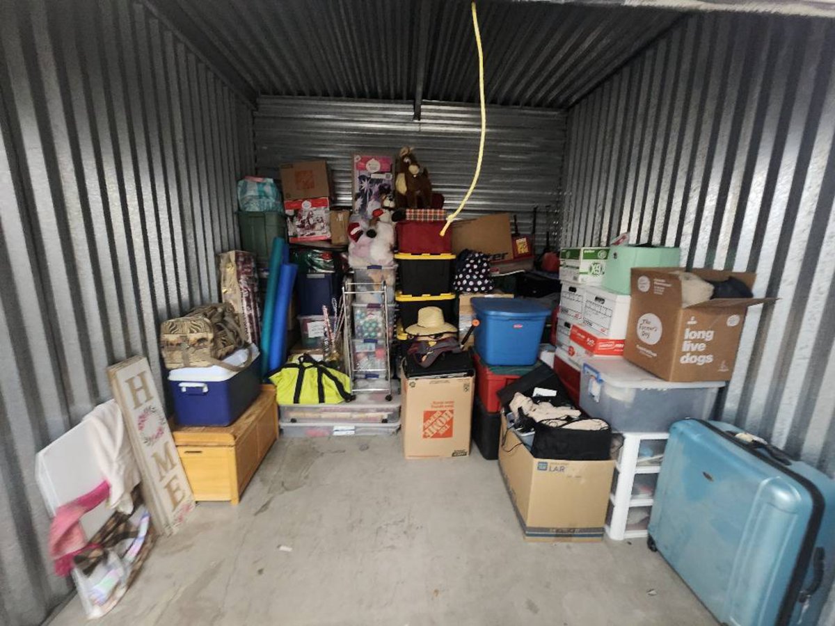 10 x 10 storage unit in Mesa, AZ