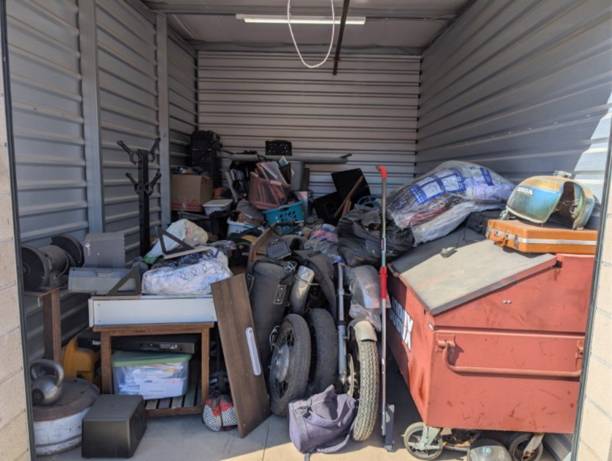 10 x 15 storage unit in Tehachapi, CA