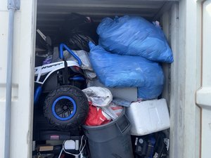 8 x 40 storage unit in Paramount, CA