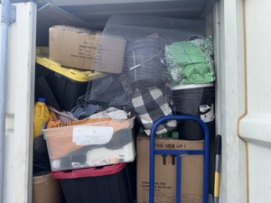 8 x 25 storage unit in Paramount, CA