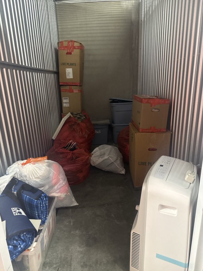 5 x 10 storage unit in Cupertino, CA