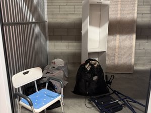 10 x 10 storage unit in Cupertino, CA