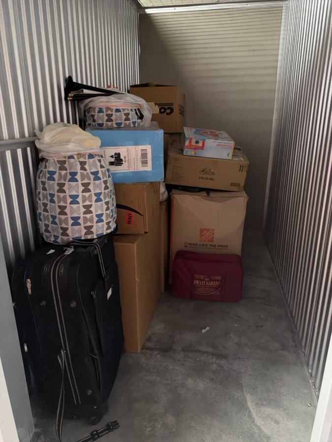 5 x 10 storage unit in Cupertino, CA