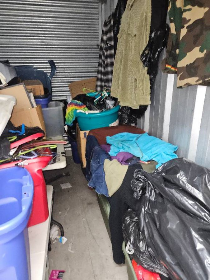 5 x 10 storage unit in Sacramento, CA