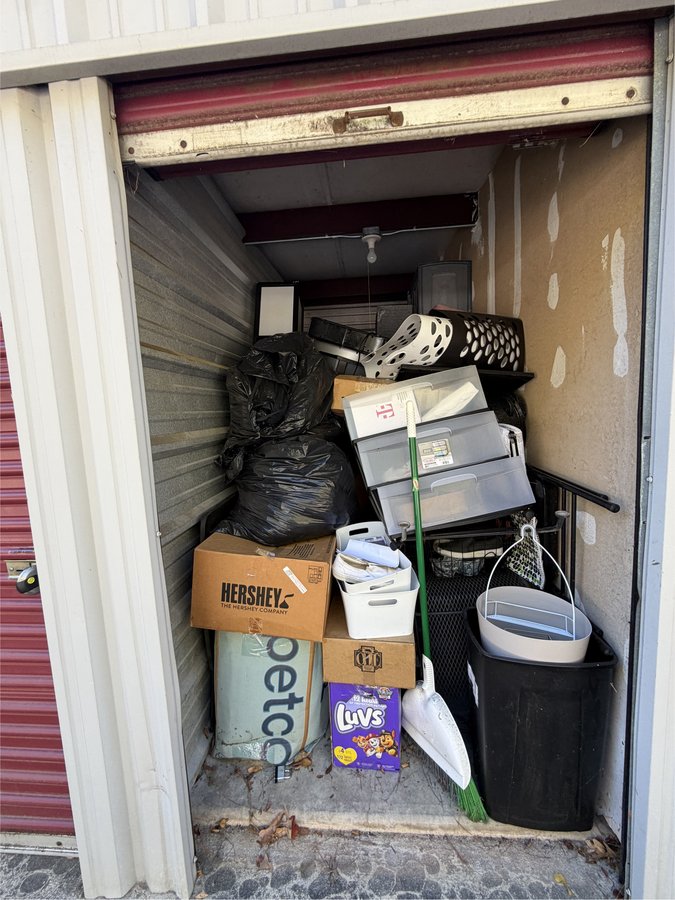 5 x 10 storage unit in Hot Springs, AR
