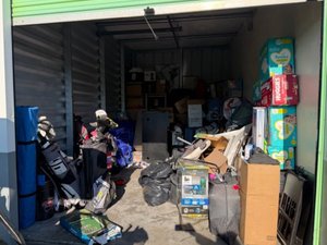 10 x 20 storage unit in San Lorenzo, CA
