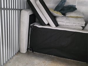 10 x 10 storage unit in Miami Gardens, FL