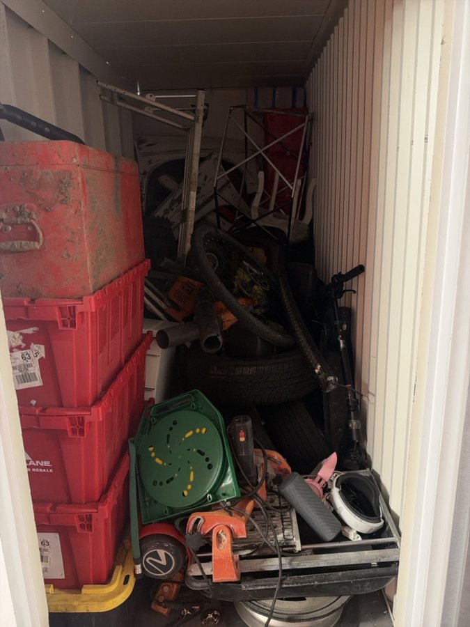 5 x 12 storage unit in San Jose, CA