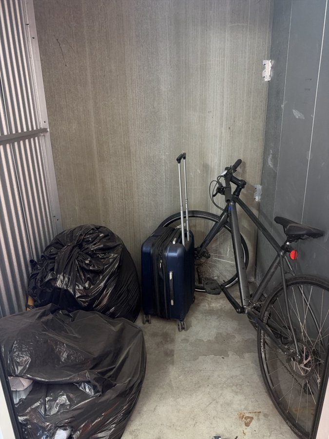 5 x 5 storage unit in San Jose, CA