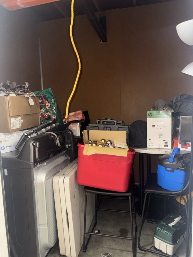 7 x 10 storage unit in San Jose, CA